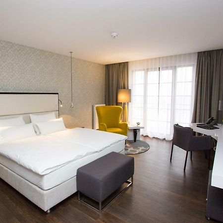 Hotel Wemperhardt ภายนอก รูปภาพ
