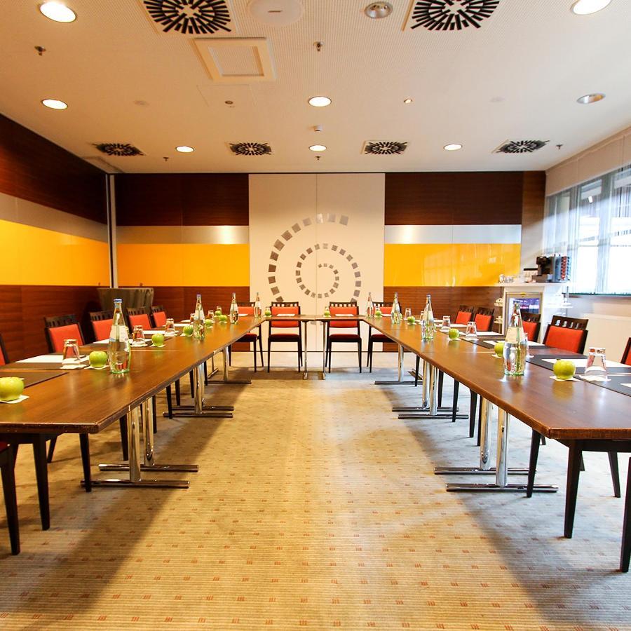 Hotel Wemperhardt ภายนอก รูปภาพ